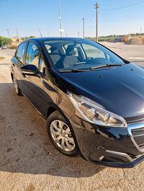 PEUGEOT 208 2019