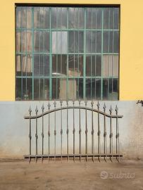 Ringhiera di recinzione zincata