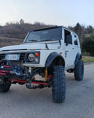 suzuki samurai