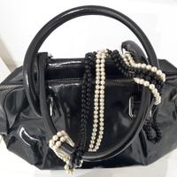 Borsa nera G. Ferrè in pelle verniciata