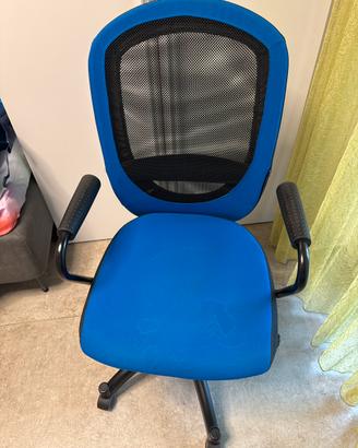 Sedia da ufficio colore blu