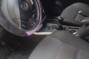auto con pezzi sostituiti da 1 mese tagliandata 
