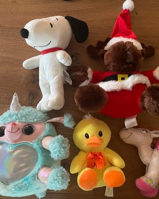 Set giochi vari e peluches puzzle