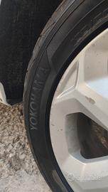 4 gomme Yokohama advan fleva 195 50 r15