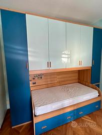 Composizione cameretta letto+armadio