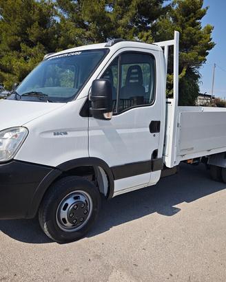IVECO Daily 35C18 cassone fisso