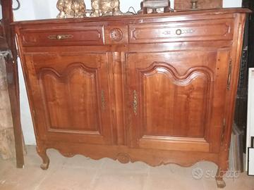 Credenza
