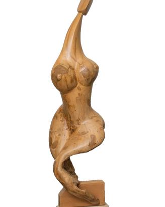 scultura in radica di ulivo