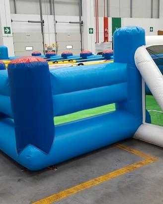Calcio Balilla umano gonfiabile usato
