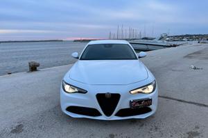 Alfa Romeo Giulia 2.2 Turbodiesel 180 CV AT8 Super