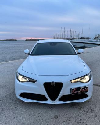 Alfa Romeo Giulia 2.2 Turbodiesel 180 CV AT8 Super