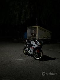 Yamaha YZF R125 60th ANNIVERSARY
