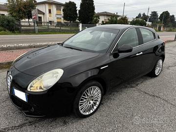 Alfa Romeo Giulietta 1.6 JTDm-2 105 CV Distinctive