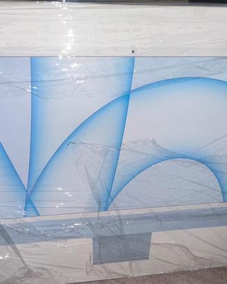 Solo la scatola Apple iMac da 24 pollici del 2021