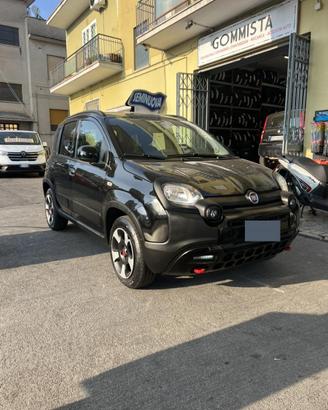 🚗 FIAT PANDA HYBRID CROSS – PARI AL NUOVO! 🚗