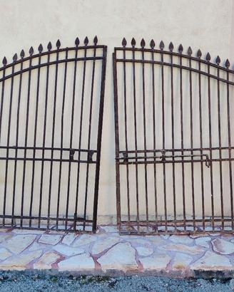 Cancello vintage storico ferro battuto