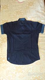 Camicia uomo maniche corte. 