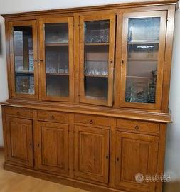 mobile credenza con vetrina