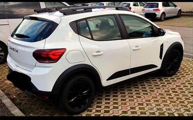 Auto in garanzia casa madre fino al 06/2027