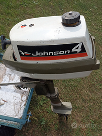 Motore fuori bordo Johnson 4
