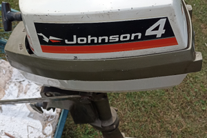 Motore fuori bordo Johnson 4