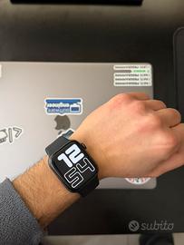 Apple Watch SE 44mm grigio siderale