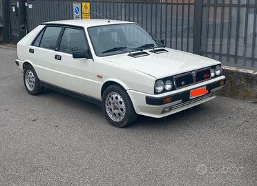 Lancia delta integrale 4WD