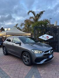 Mercedes-benz GLA 220d Automatic 4Matic Premium 09