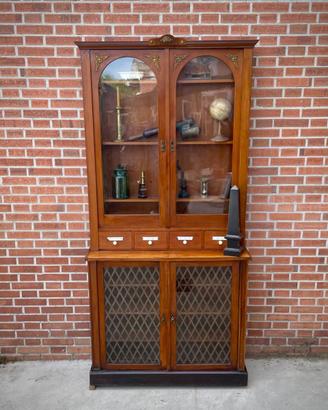 Mobile da farmacia o erboristeria fine 800  TRIEST