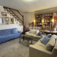 RIF. 497 - VILLA A SCHIERA CON GIARDINO E BOX DOPP