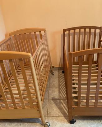 2 Lettini / Culle in legno 130 x 70