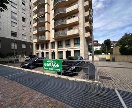 GARAGE IN VIALE LEDRA