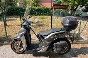Scooter Yamaha Xenter 150