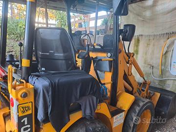 Bobcat JCB completo di accessori