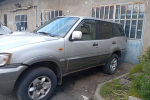 Nissan Terrano Deluxe: leggere bene descrizione