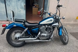 Yamaha Virago XV125 1997 con motore discorta 250cc