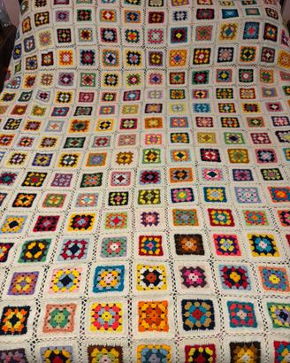 Copriletto matrimoniale uncinetto