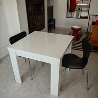 Tavolo  90x90 cm allungabile (180x90cm)