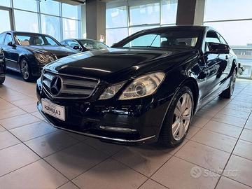 Mercedes-Benz Classe E E Coupe 220 cdi be Ava...