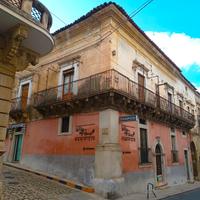 Immobile storico nel cuore di comiso - rif. 372