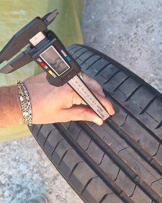 PIRELLI PZERO AR Run Flat 225/40/R19 93Y