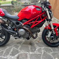 Ducati Monster 796+