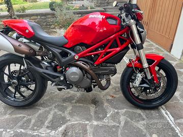 Ducati Monster 796+