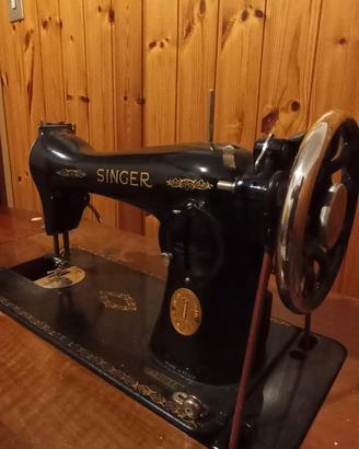 macchina Singer d'epoca 