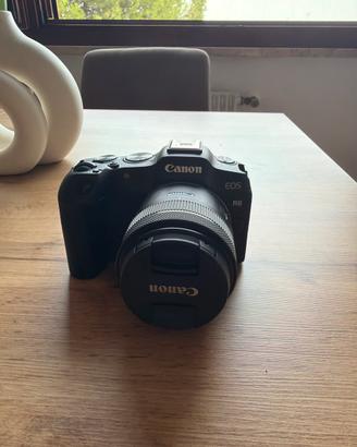 Canon r8