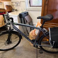 Bici Trekking MOMA PRO 28  usata una volta