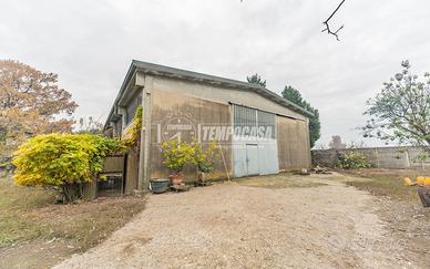 Capannone a Cusago Via Cisliano