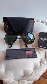 Occhiali sole RAYBAN con astuccio mod mascherina