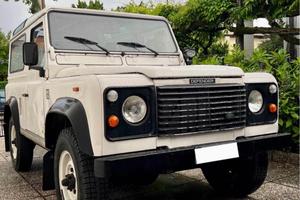 Defender 1993