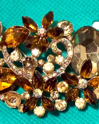 Spilla vintage di cristalli